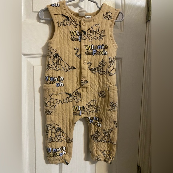 H&M Disney Winnie the Pooh Romper - Picture 1 of 9
